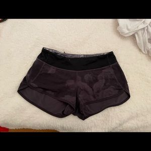 Lululemon Speed Up Low-Rise Lined Short 2.5"